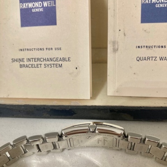 Raymond Weil Shine Diamond Face watch - Picture 6 of 9
